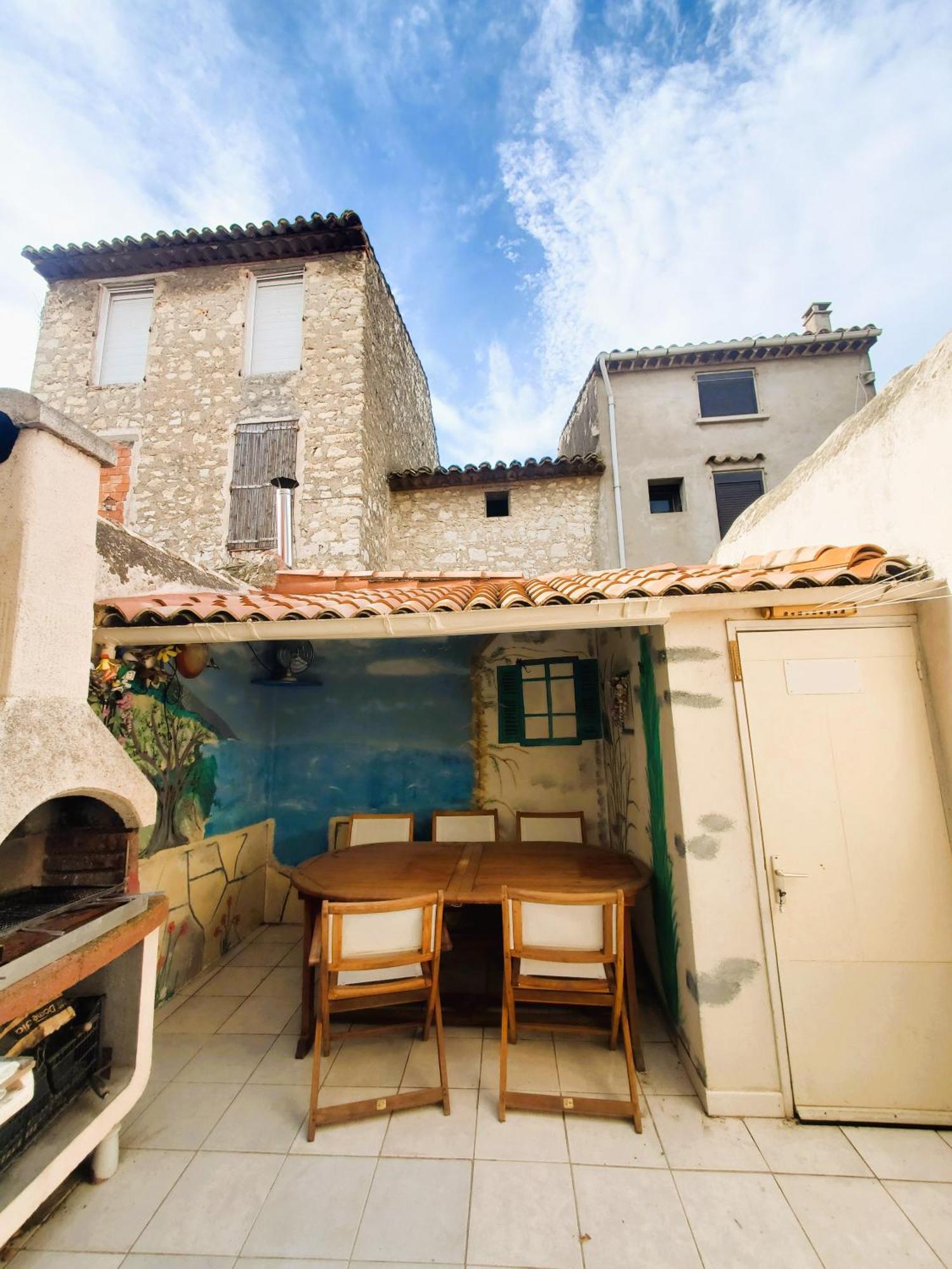 Agreable Maison De Ville Avec Patio Sigean Extérieur photo