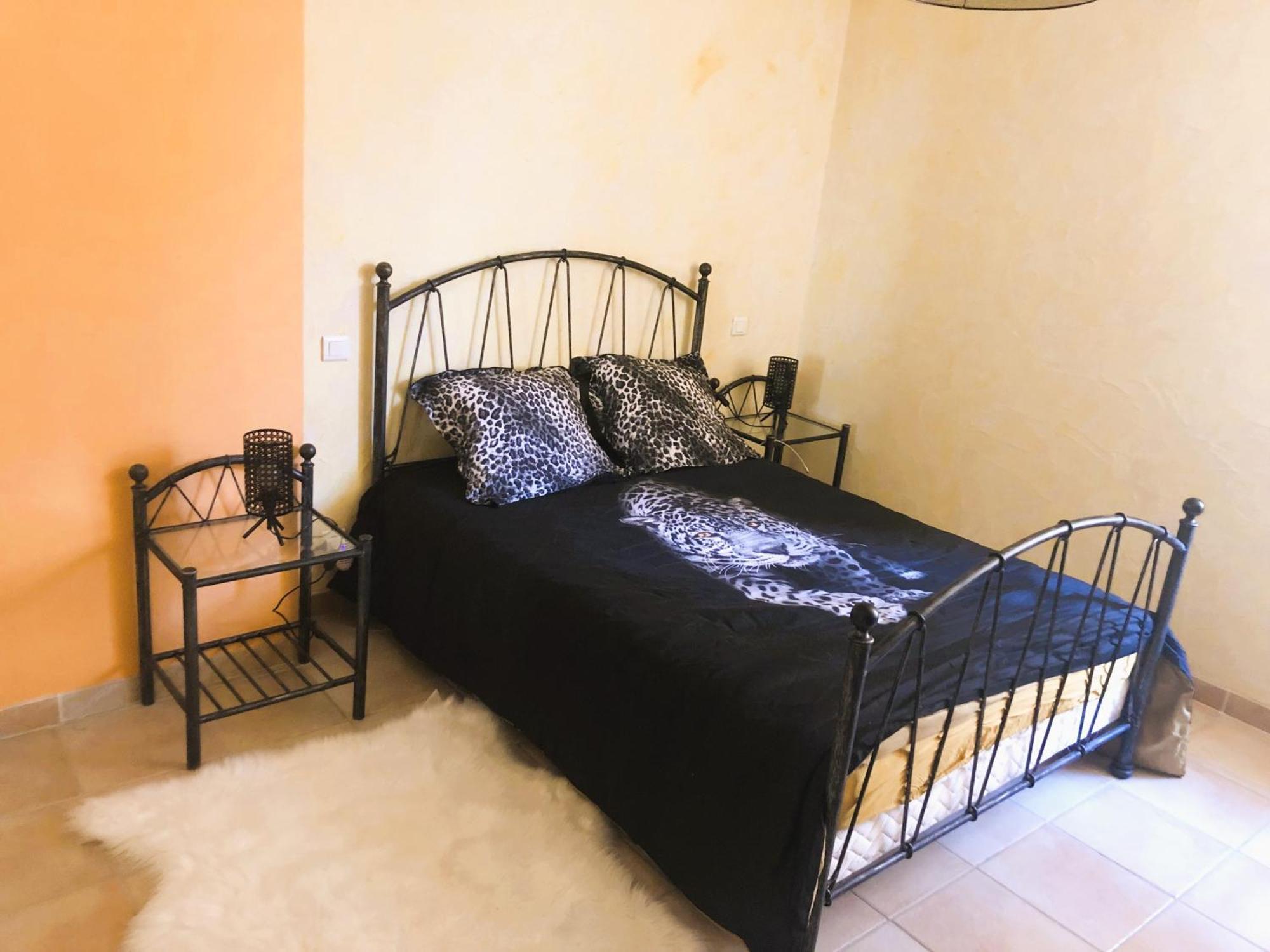 Agreable Maison De Ville Avec Patio Sigean Extérieur photo